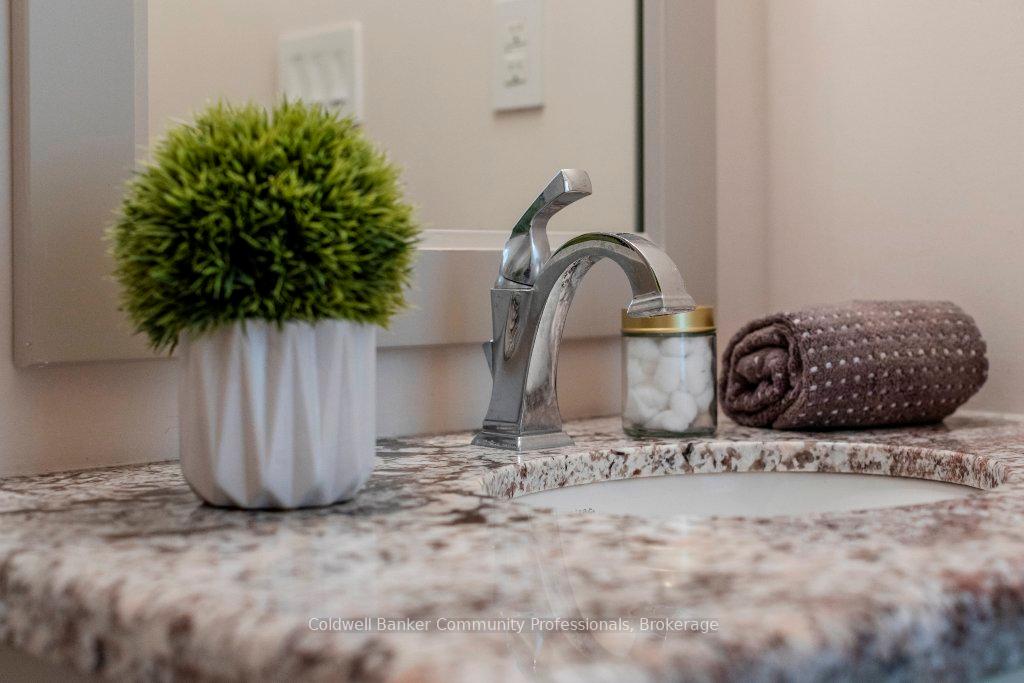 1 Bedroom Condo at 397 King,  Hamilton For sale