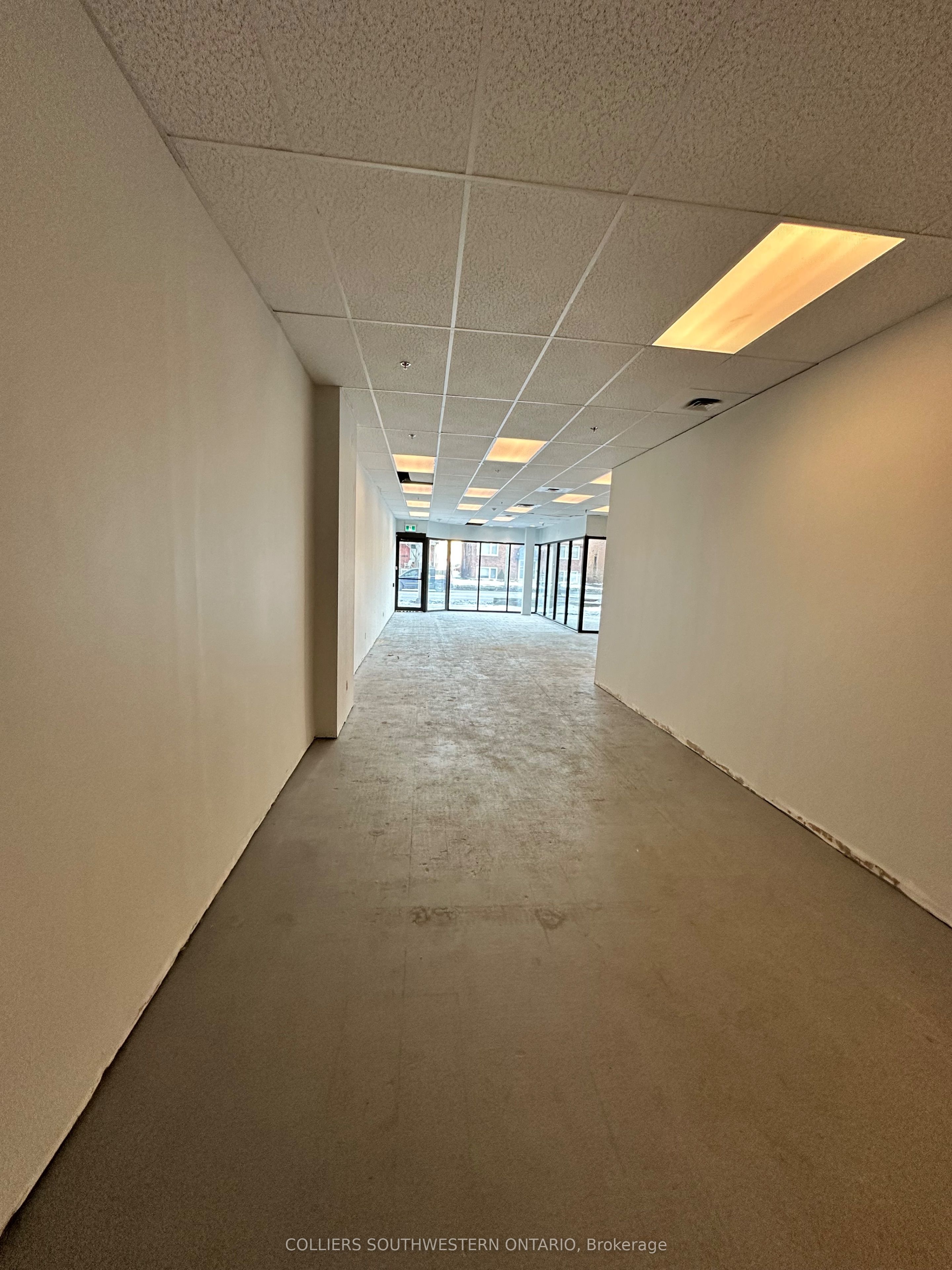 205 Oxford Street E, #C107