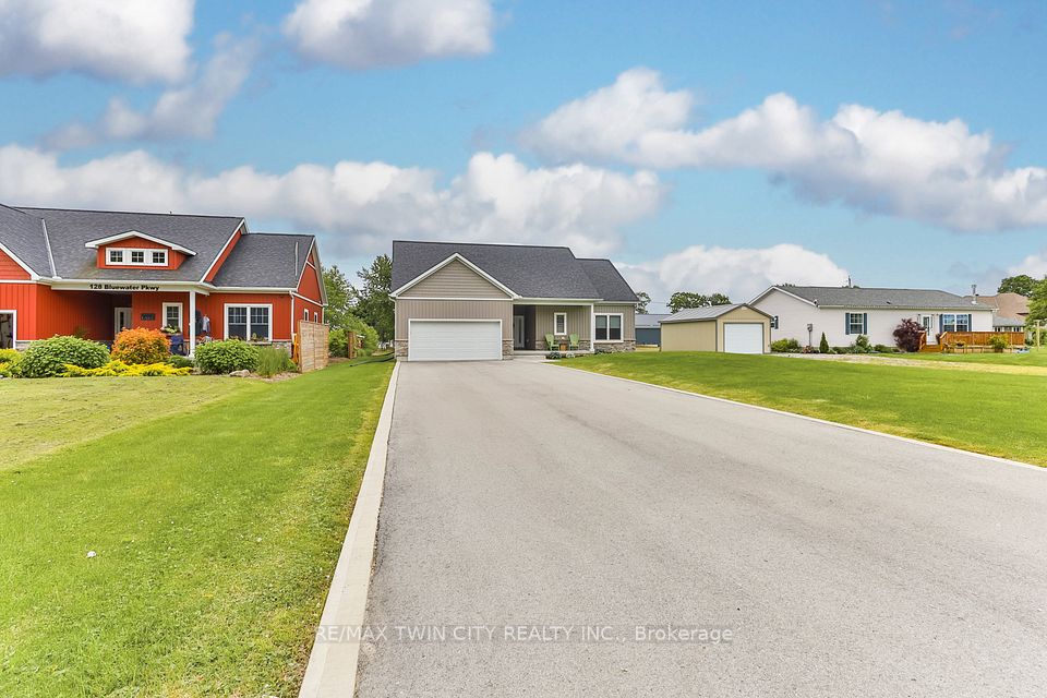 126 Bluewater