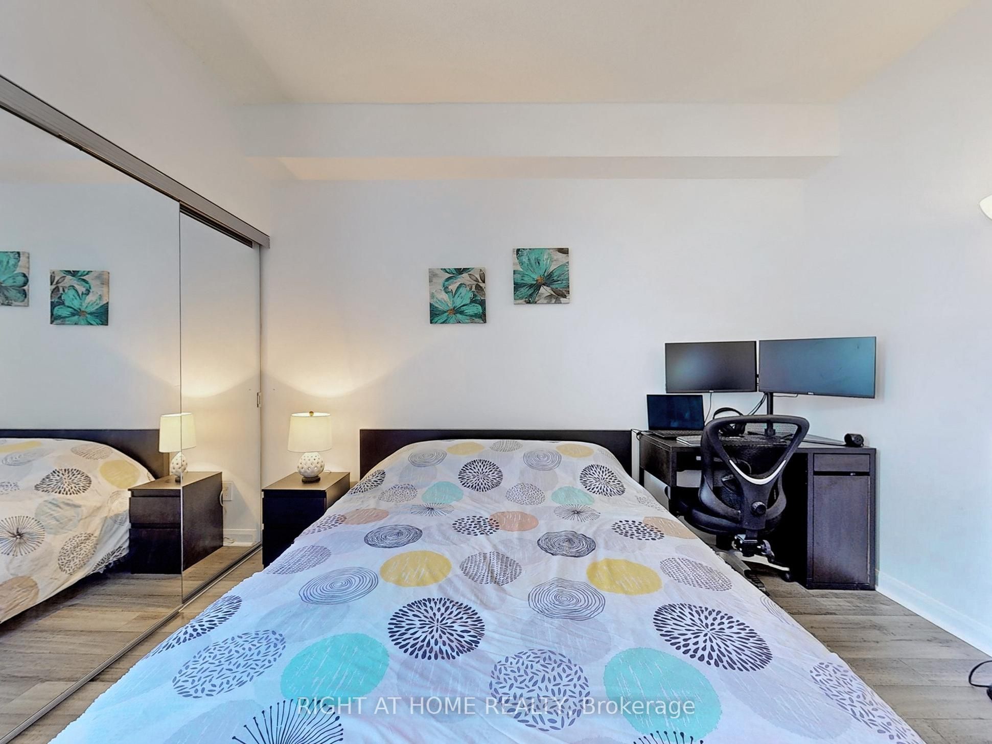 111 Elizabeth Street, #1702