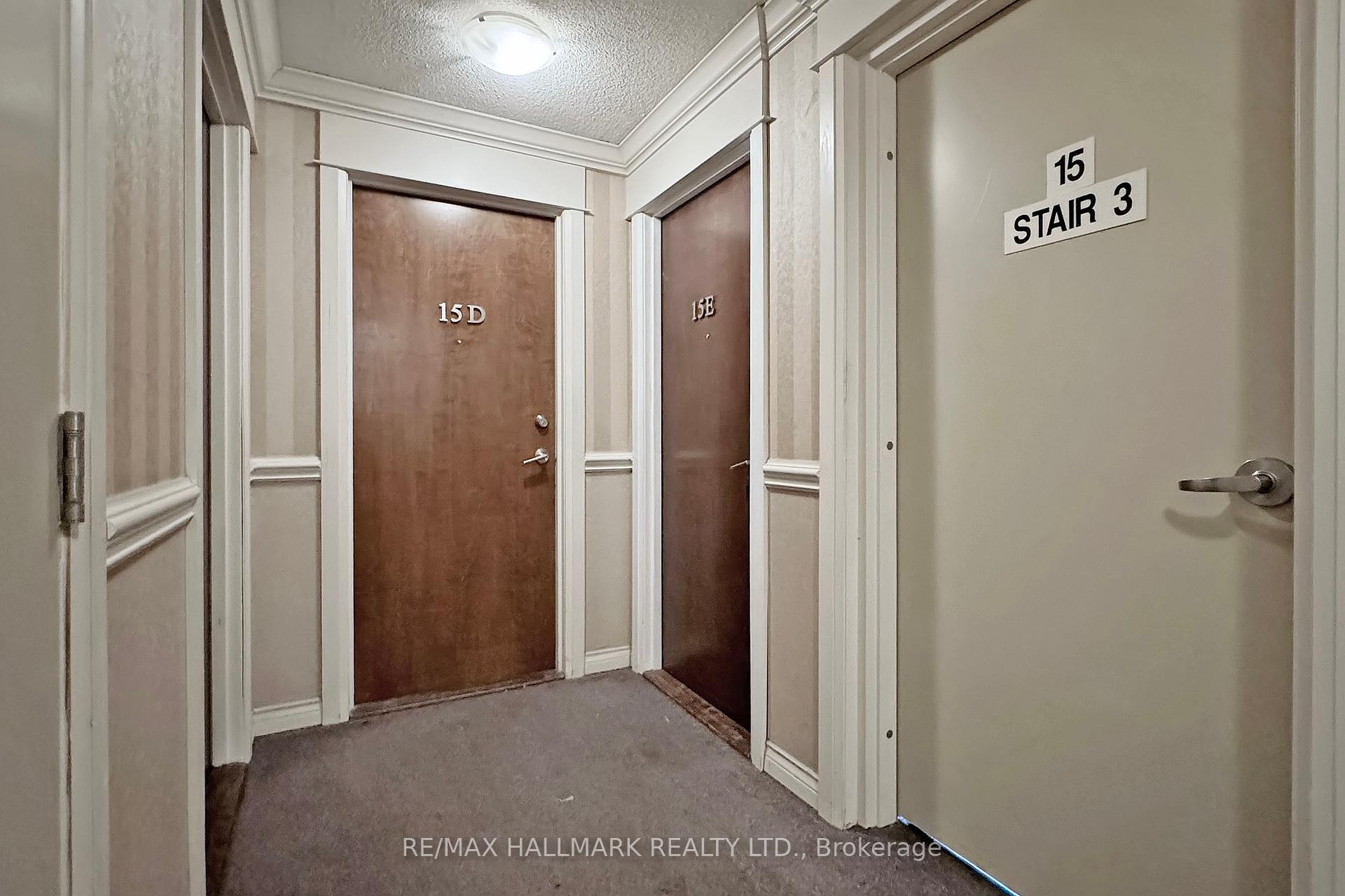 1 Bedroom Condo at 6 Rosebank,  Toronto For sale