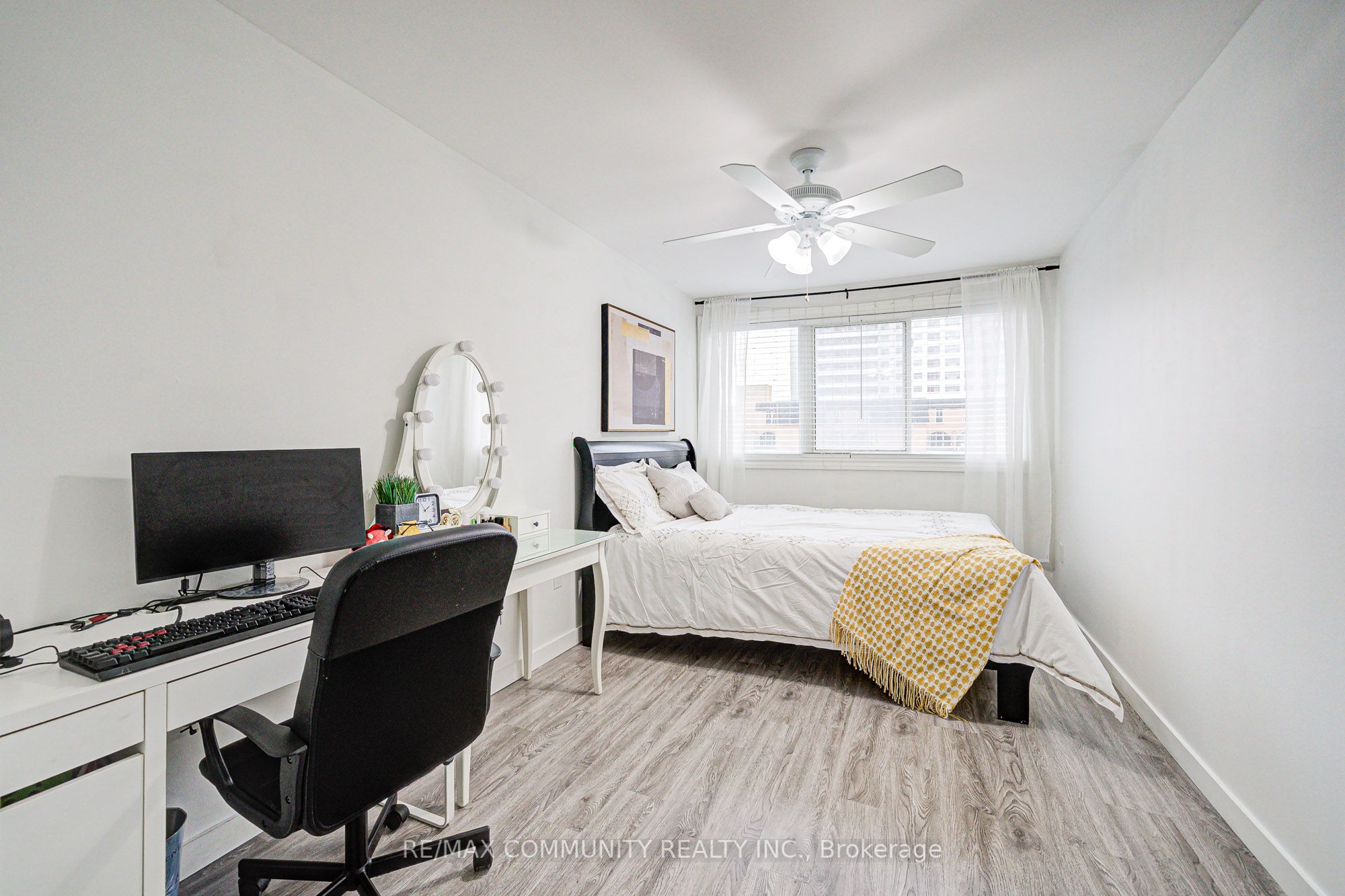 100 Mornelle Court, #1078