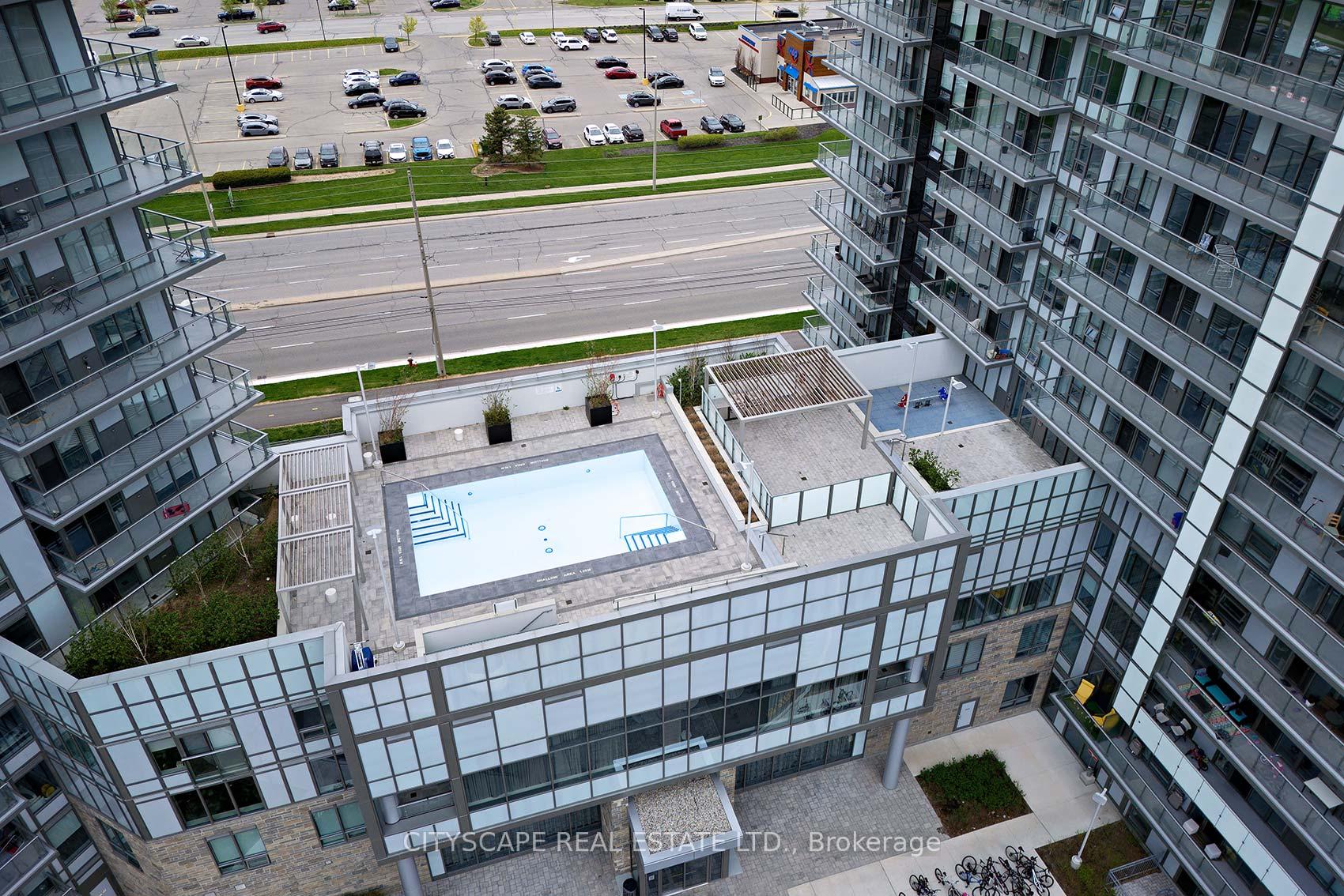 3 Bedrooms Condo at 4677 Metcalfe, Mississauga For sale