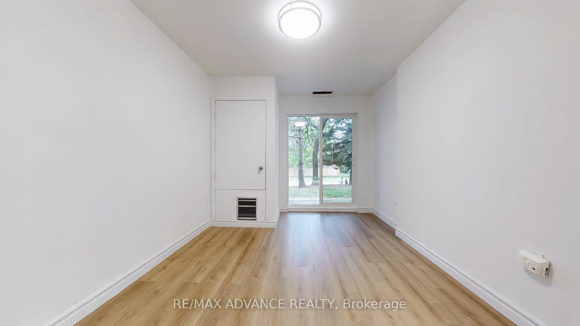 4 Bedrooms Condo at 165 Cherokee, Toronto For sale