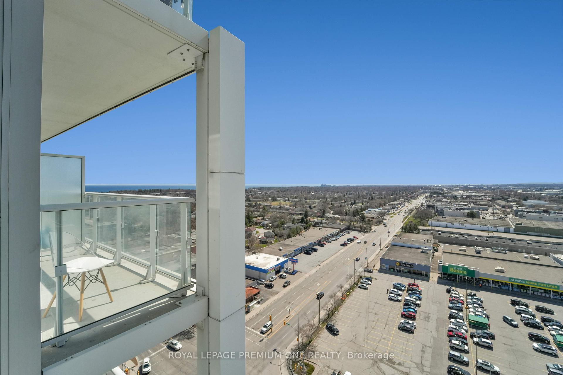 1 Bedroom Condo at 55 Speers, Oakville For sale