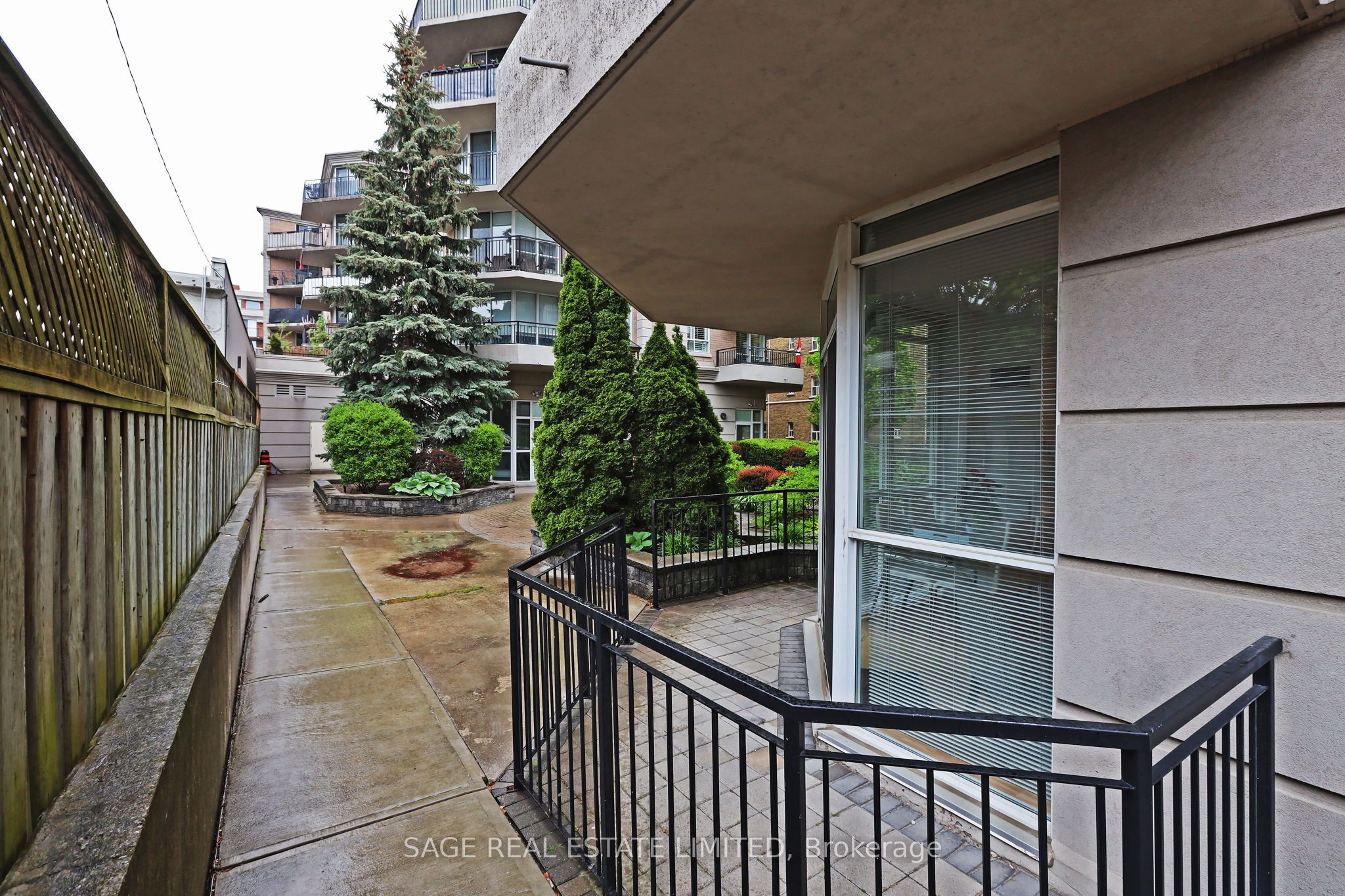 55 Lorindale Avenue, #105