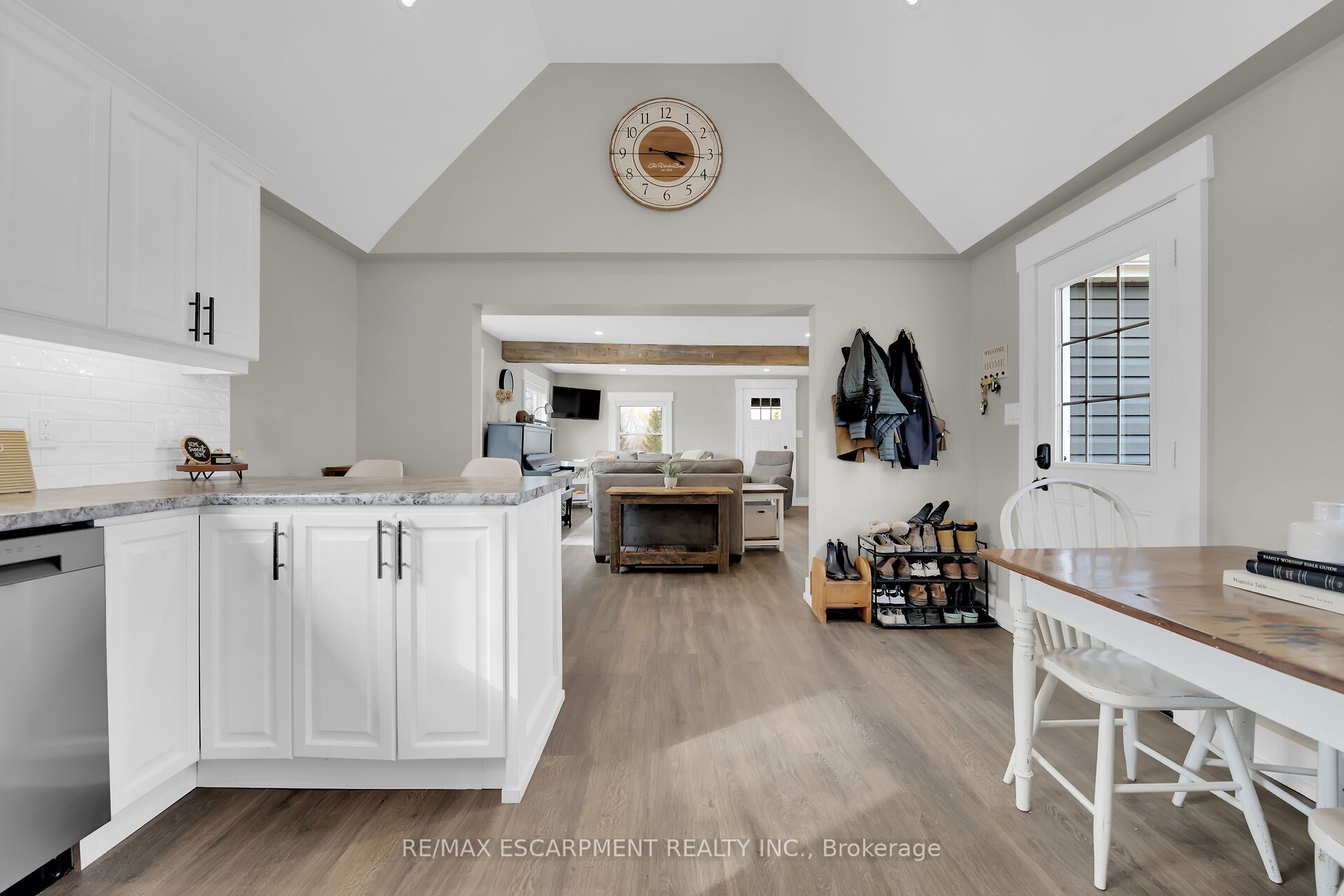 5324 Canborough Road
