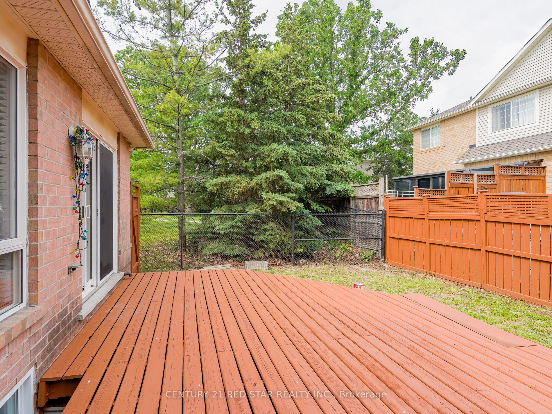 1144 Barclay Circle