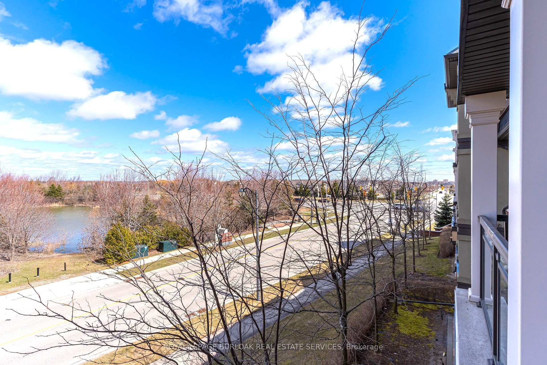 1 Bedroom Condo at 3060 Rotary,  Burlington For sale