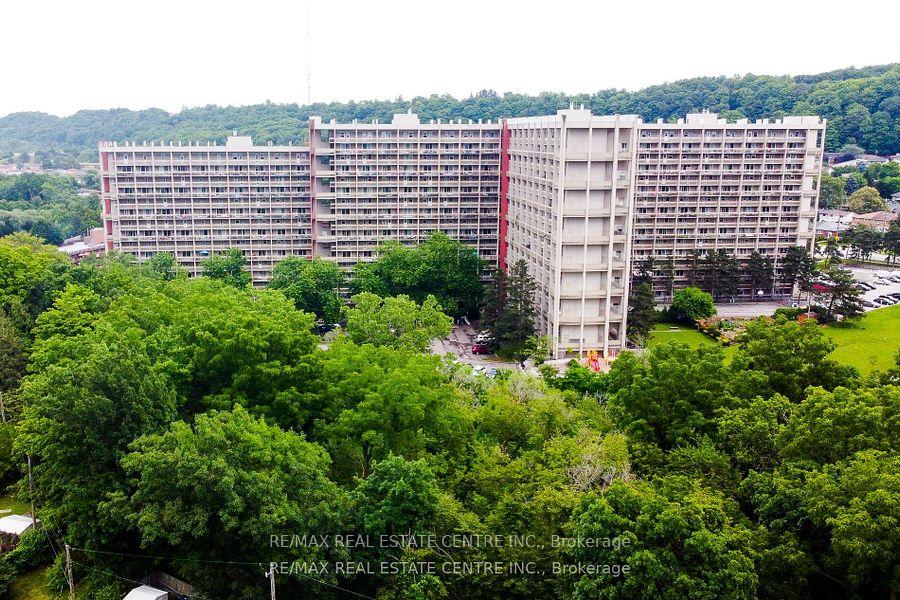3 Bedrooms Condo at 350 Quigley, Hamilton For sale