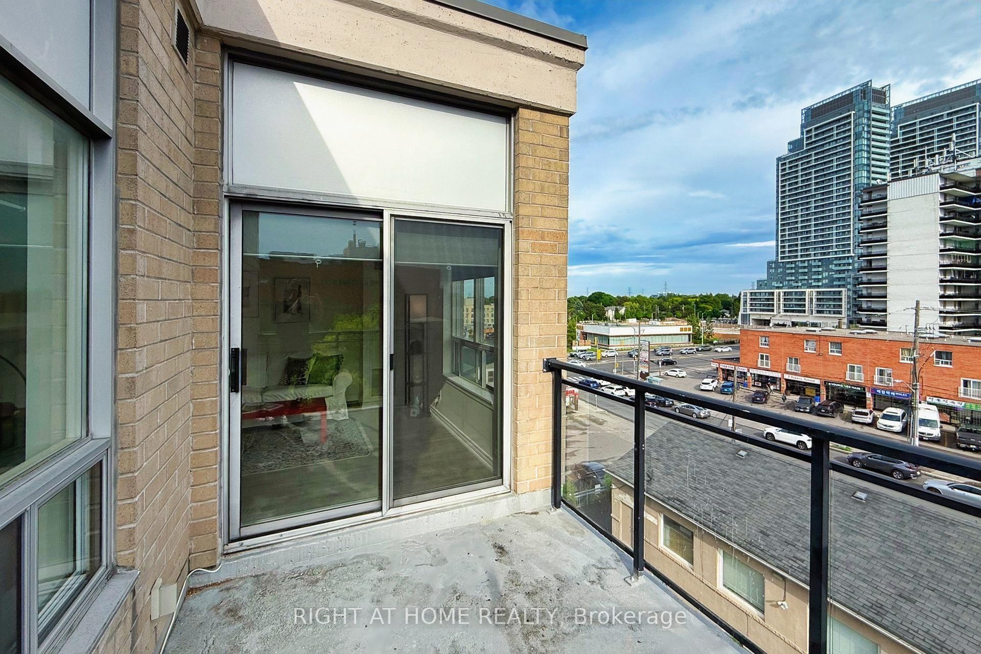 2 Bedrooms Condo at 5940 Yonge, Toronto For sale
