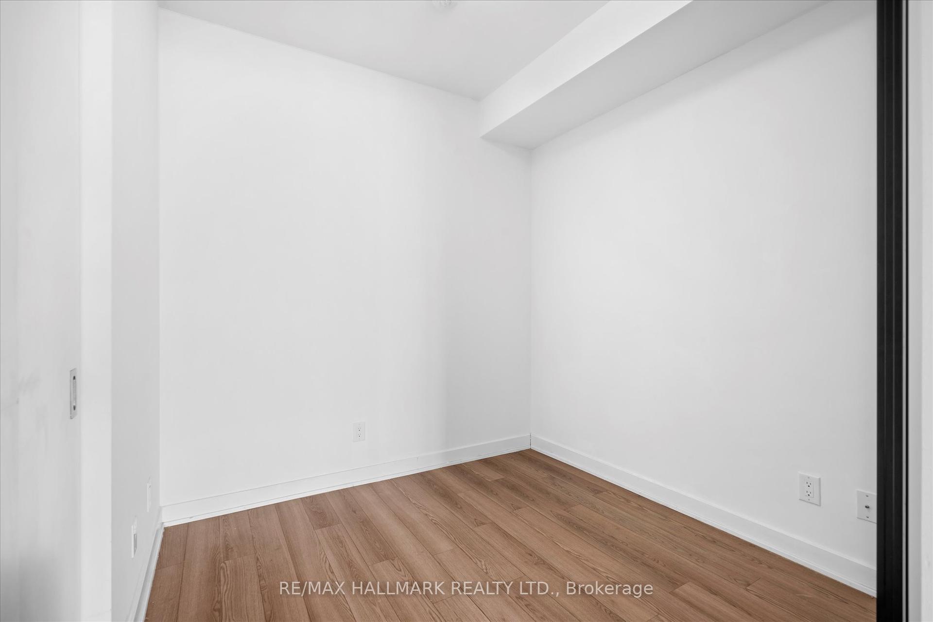 2 Bedrooms Condo at 2799 Kingston, Toronto For sale