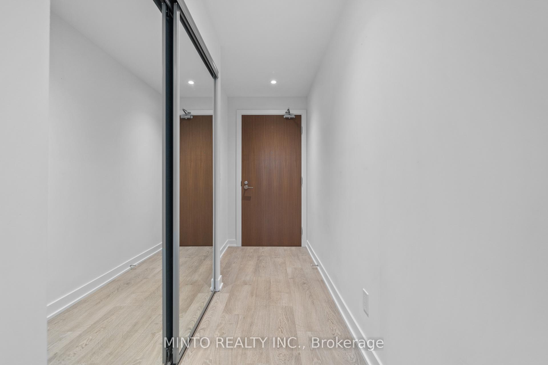 2 Bedrooms Condo at 1928 Lakeshore,  Toronto For sale