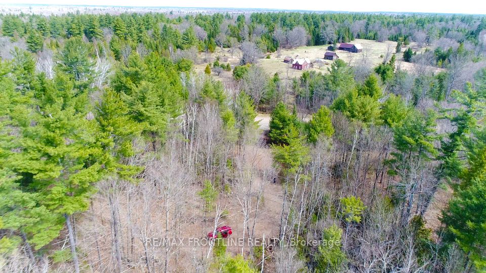 11547 Hwy 511 Lanark Rd