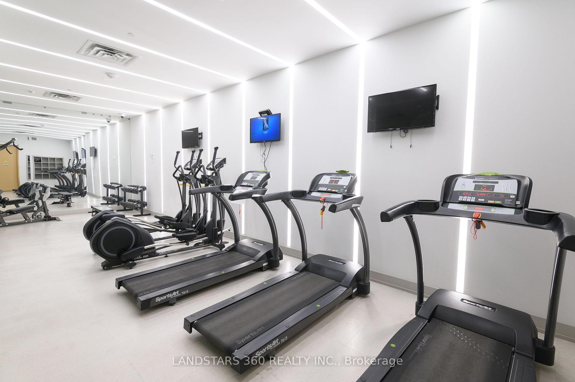 2 Bedrooms Condo at 150 Fairview Mall, Toronto For sale