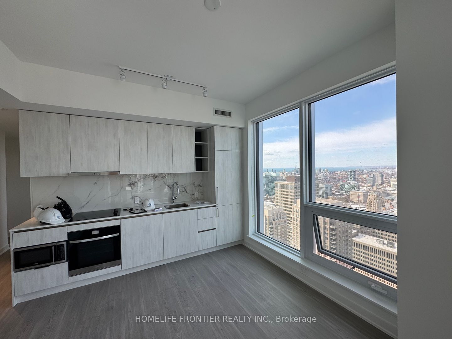 8 Wellesley Street W, #4603
