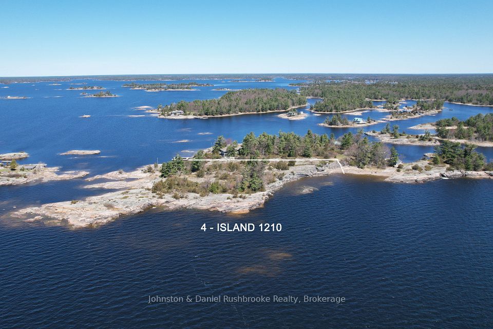 4 Island 1210 Georgian Bay Island, Georgian Bay, ON P0E 1E0