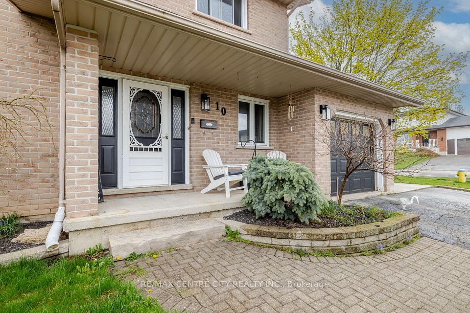 10 Daniel Street, Ingersoll, ON N5C 3W8