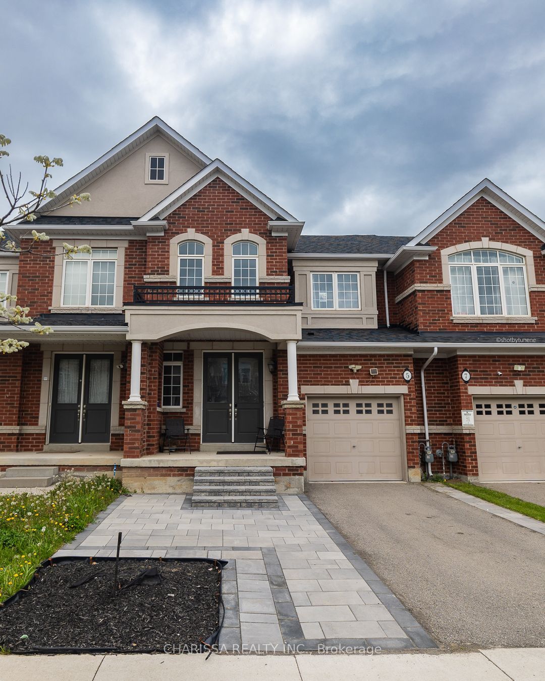 5 Heming Trail
