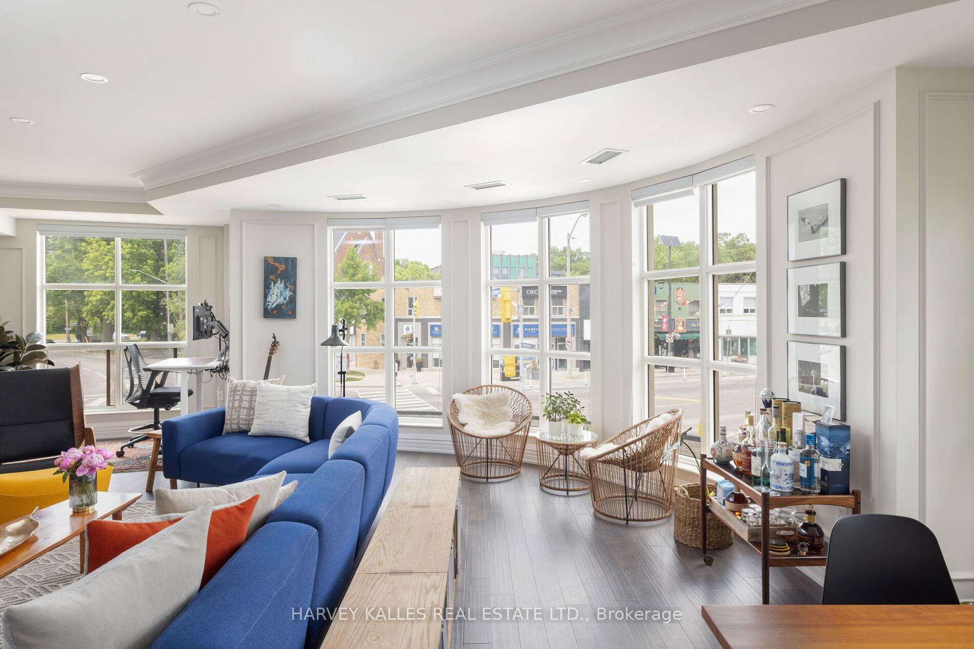 2 Bedrooms Condo at 3085 Bloor, Toronto For sale