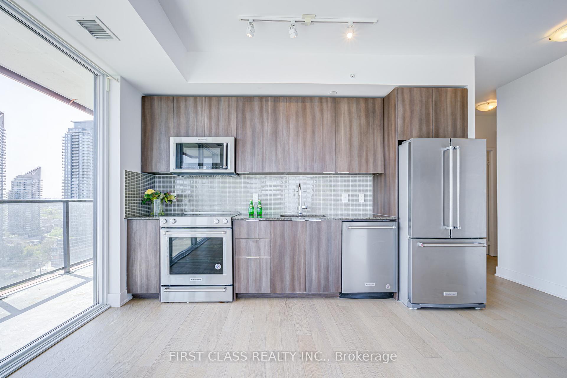 2 Bedrooms Condo at 20 Shore Breeze, Toronto For sale
