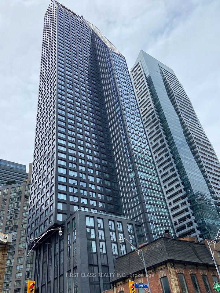 8 Wellesley Street