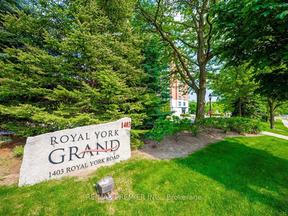 #810 - 1403 Royal York Road, Toronto, ON M9P 0A1