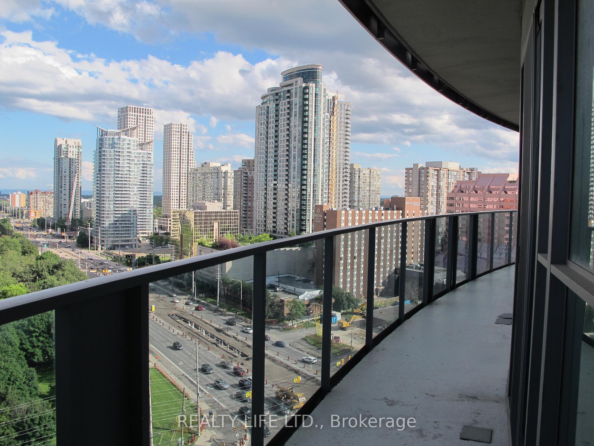 2 Bedrooms Condo at 60 Absolute, Mississauga For sale