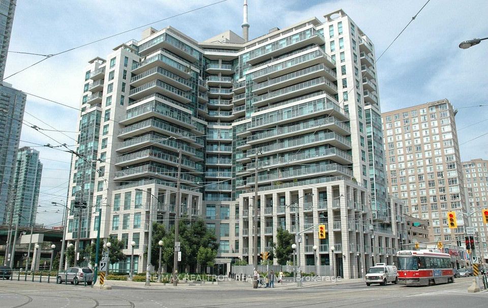 410 Queens Quay