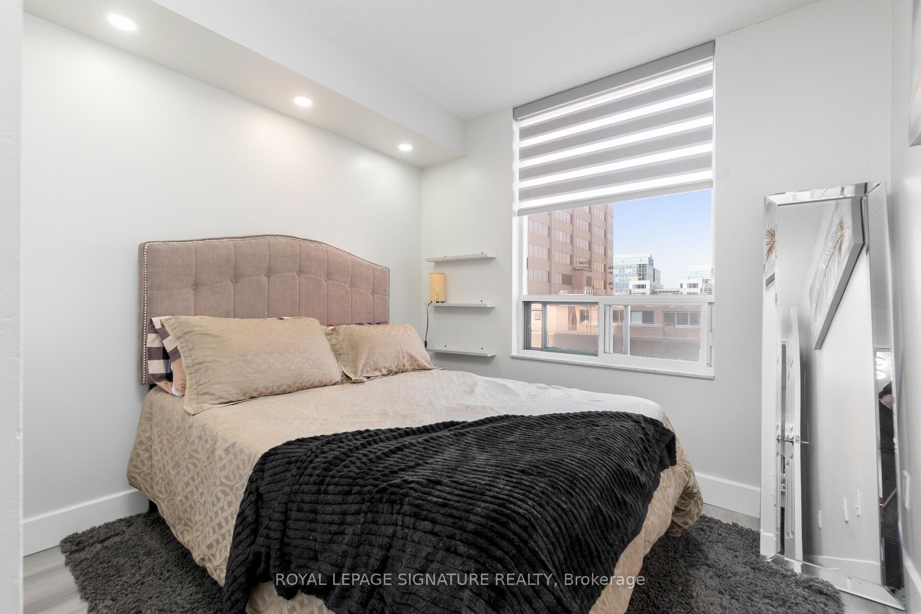 265 Enfield Place, #406