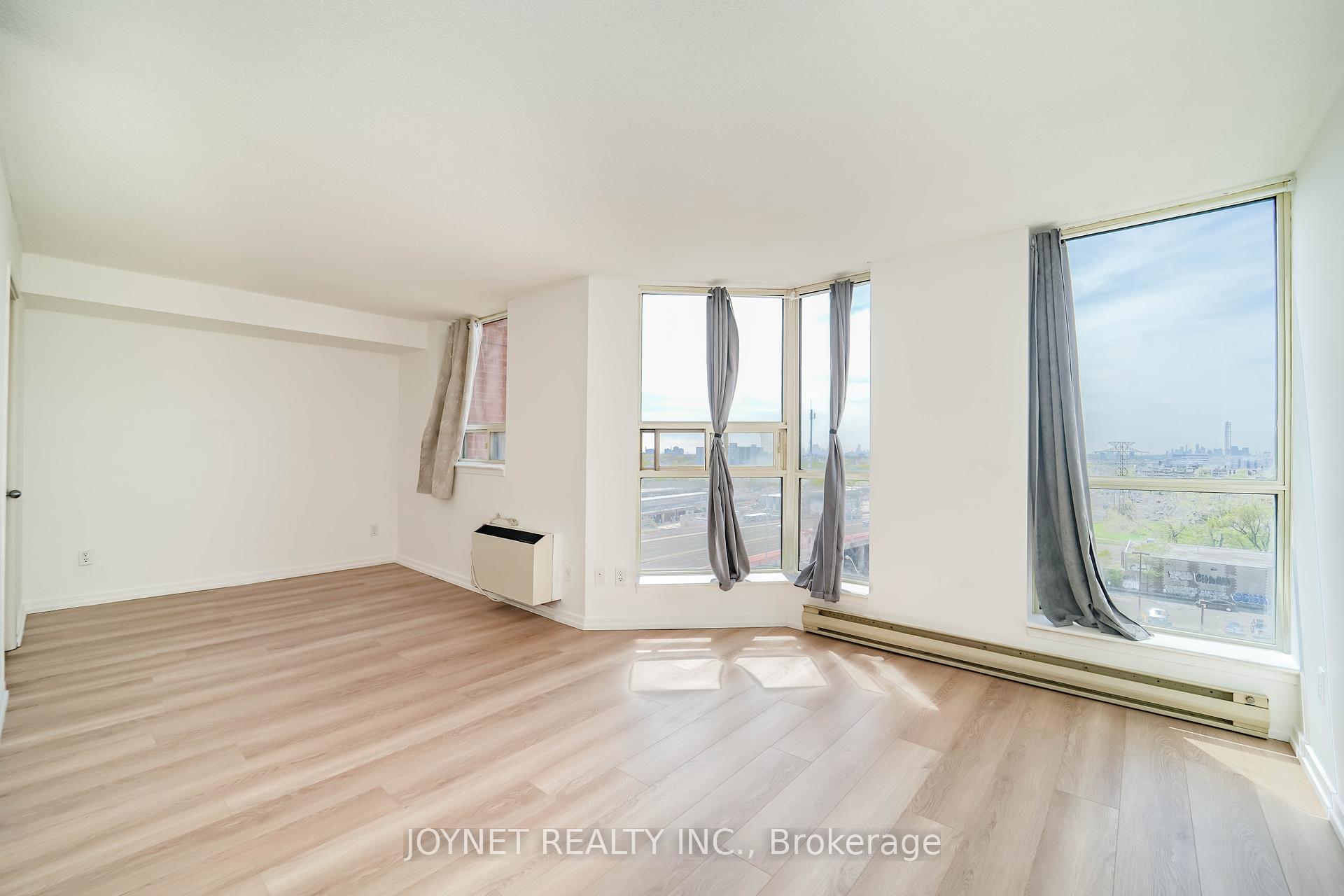 1 Bedroom Condo at 2460 Eglinton, Toronto For sale