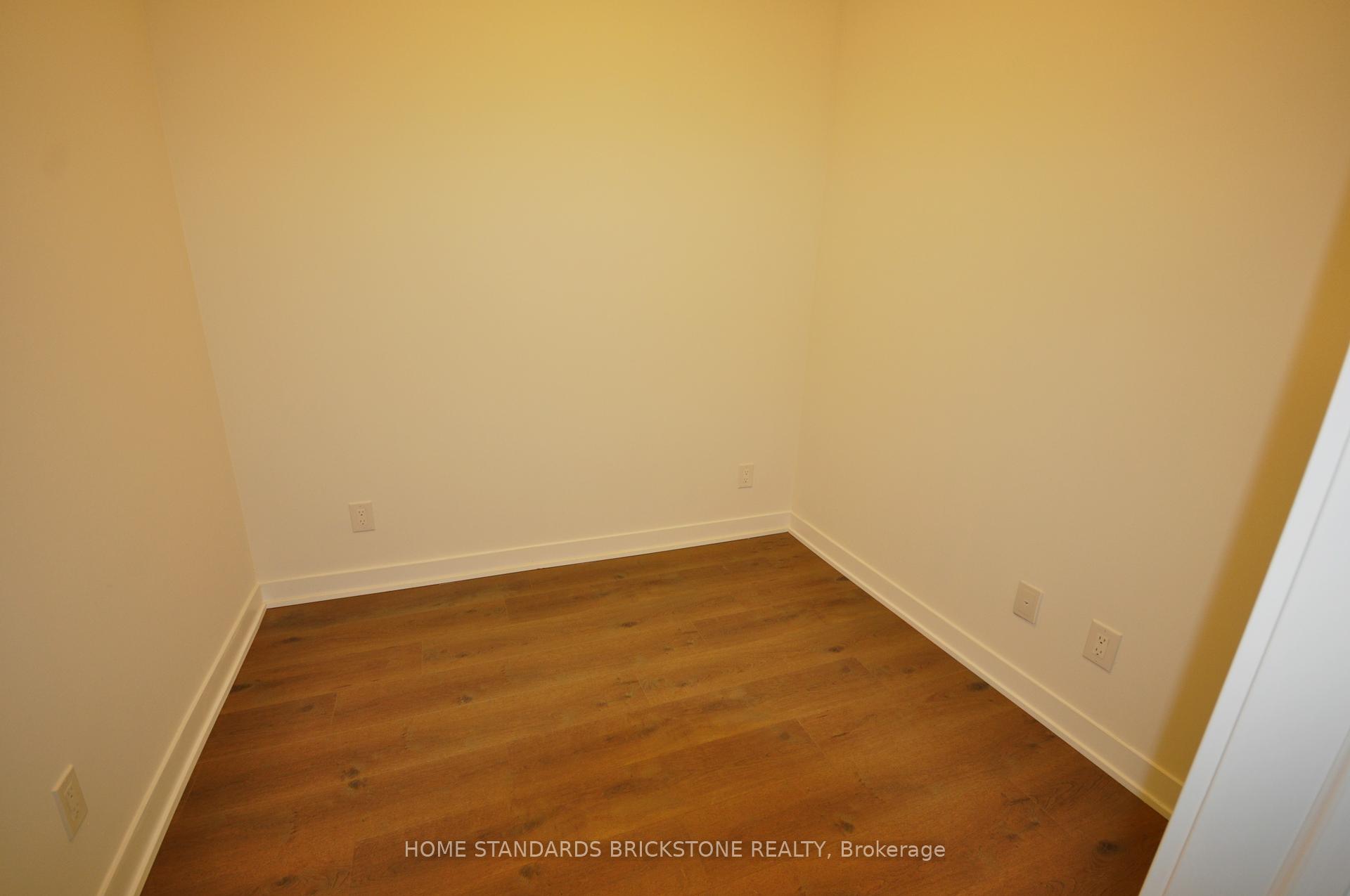 2 Bedrooms Condo at 195 Bonis, Toronto For sale
