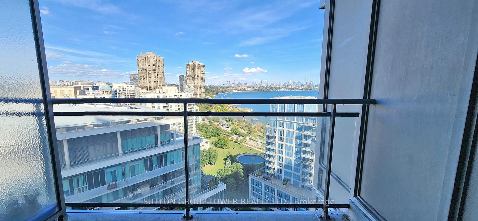3 Bedrooms Condo at 2121 Lake Shore, Toronto For sale