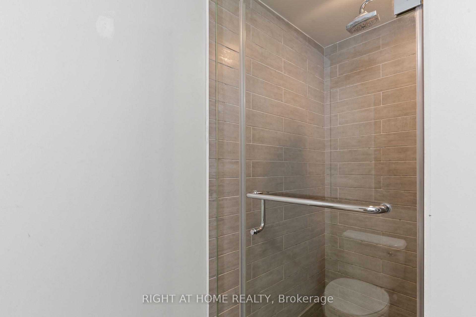 1 Bedroom Condo at 478 king, Toronto For sale