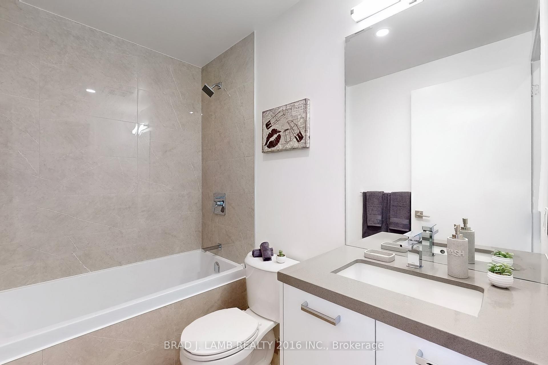 2 Bedrooms Condo at 195 McCaul, Toronto For sale