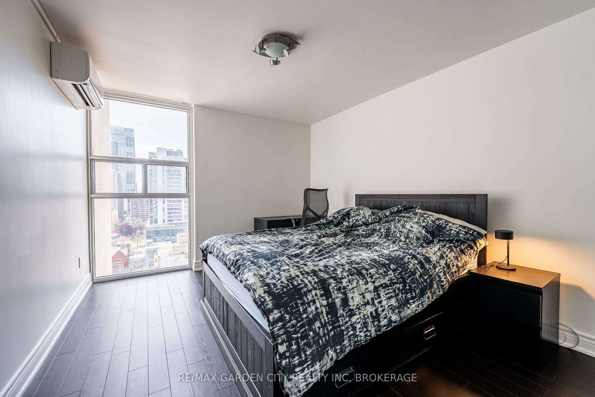 40 Homewood Avenue, #1903