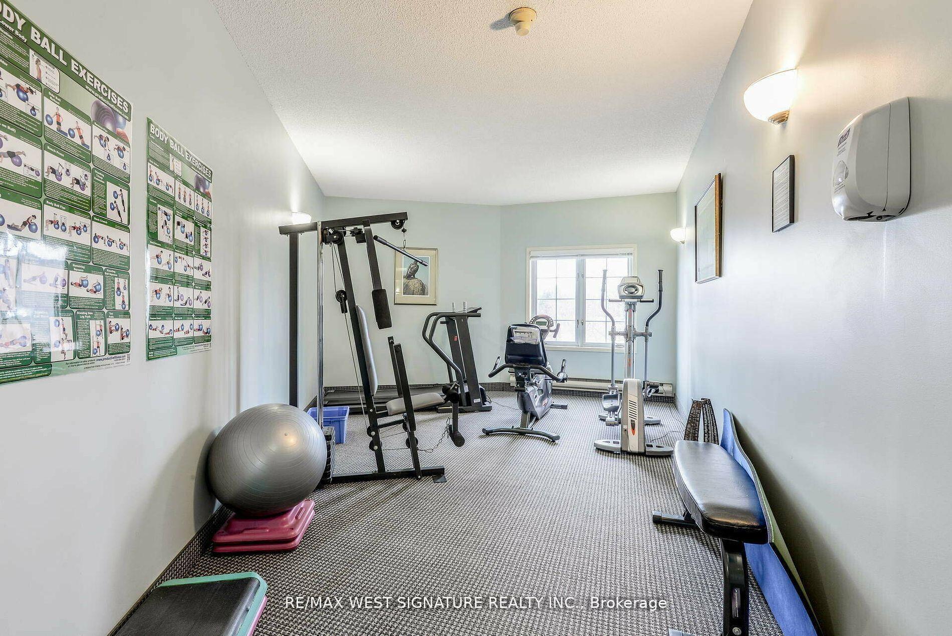 2 Bedrooms Condo at 75 Treelawn,  Vaughan For sale