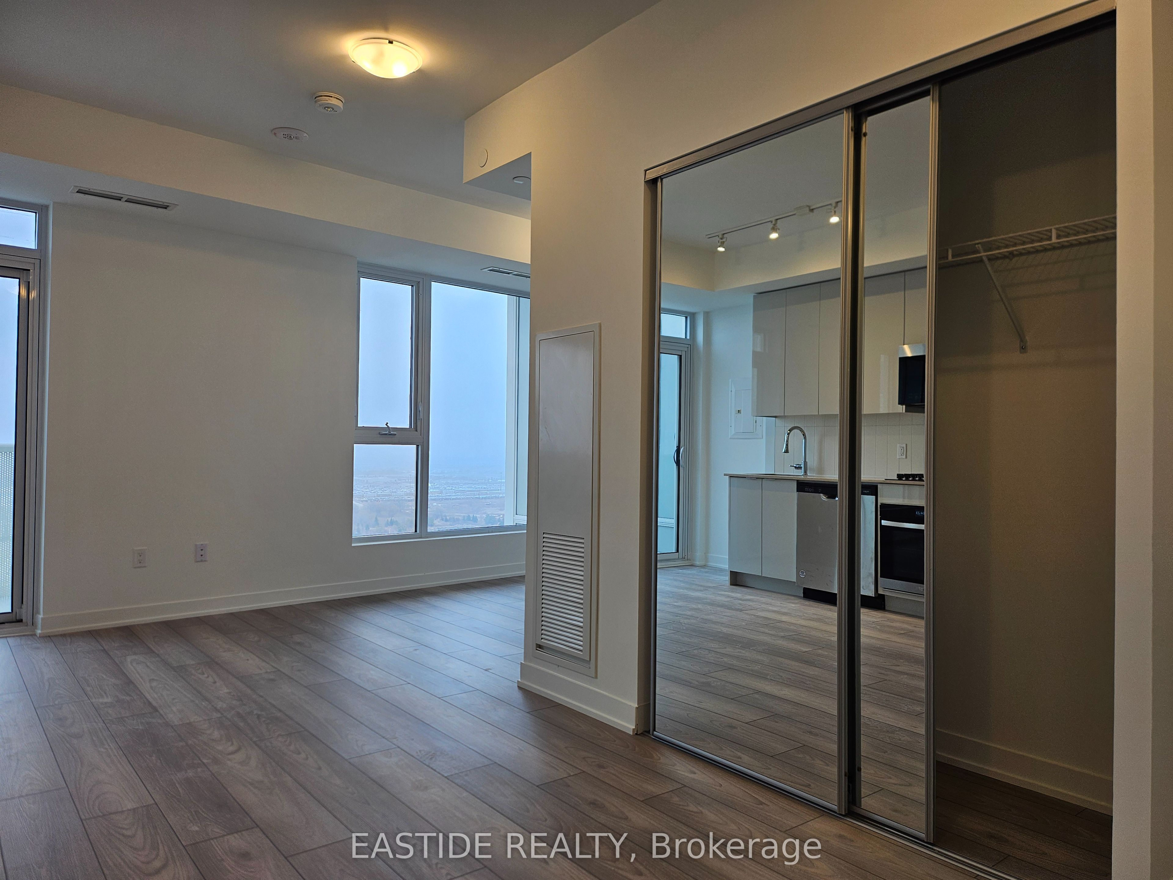 498 Caldari Road, #2519