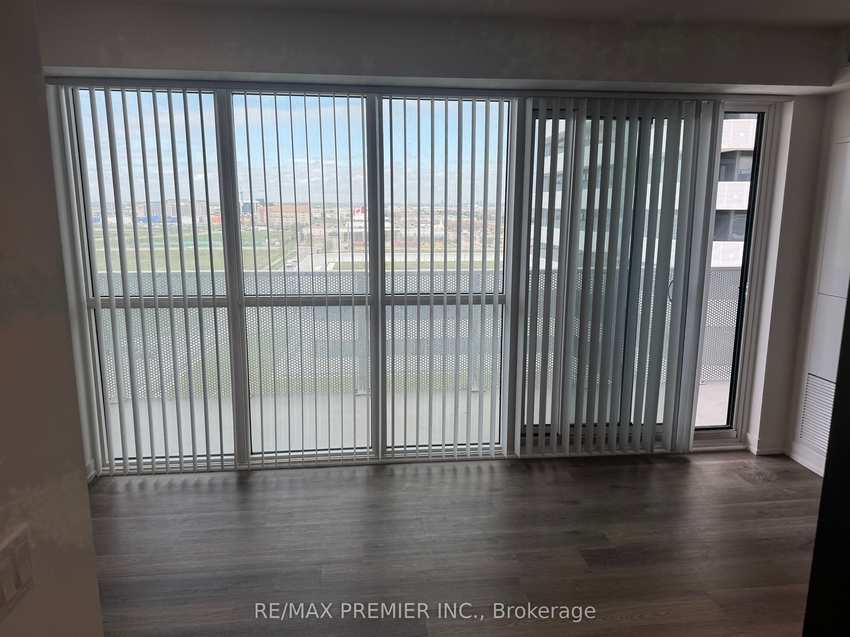 195 Commerce Street, #1012