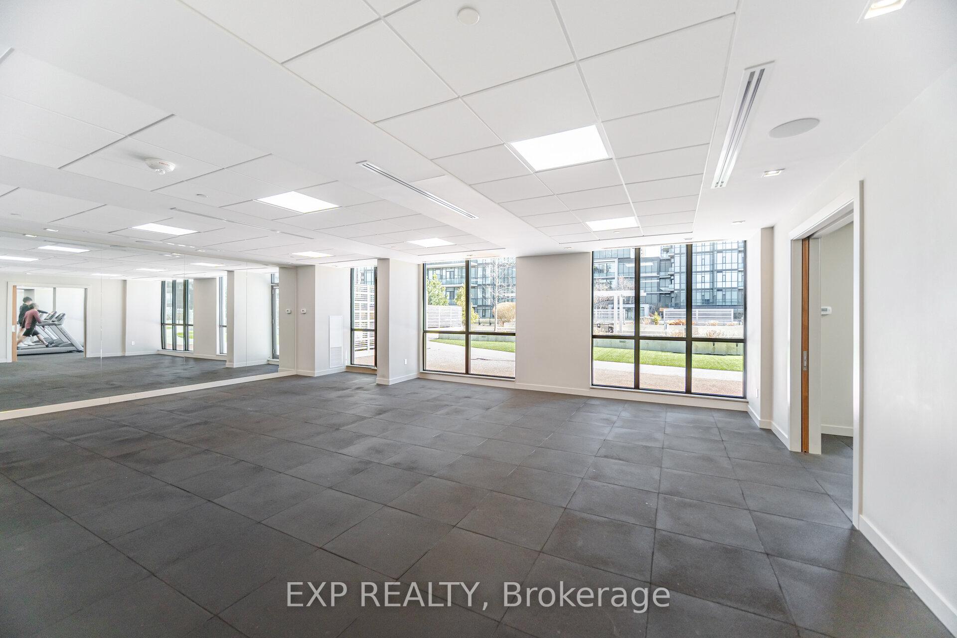 2 Bedrooms Condo at 4055 Parkside Village, Mississauga For sale