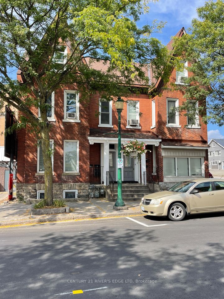 240-246 KING