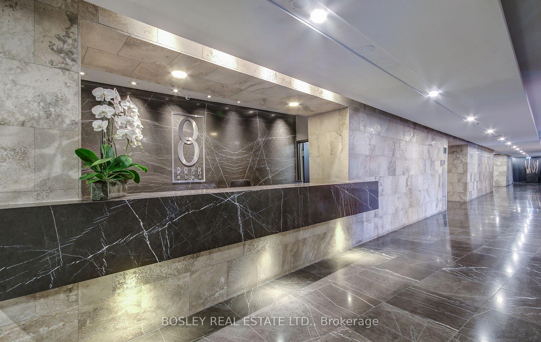 2 Bedrooms Condo at 8 Park, Toronto For sale