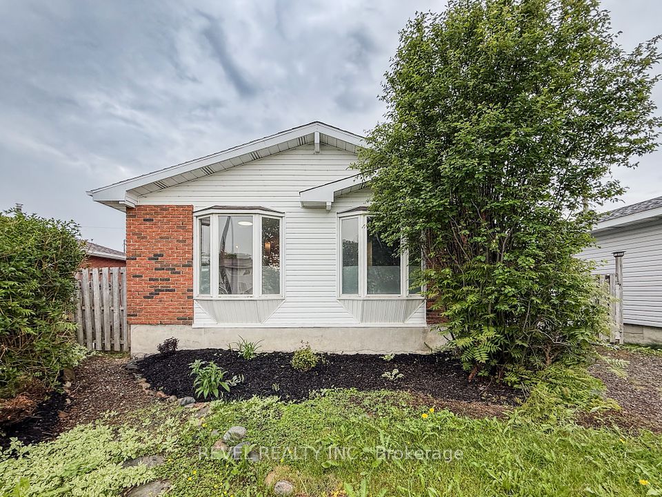 549 Spooner Drive