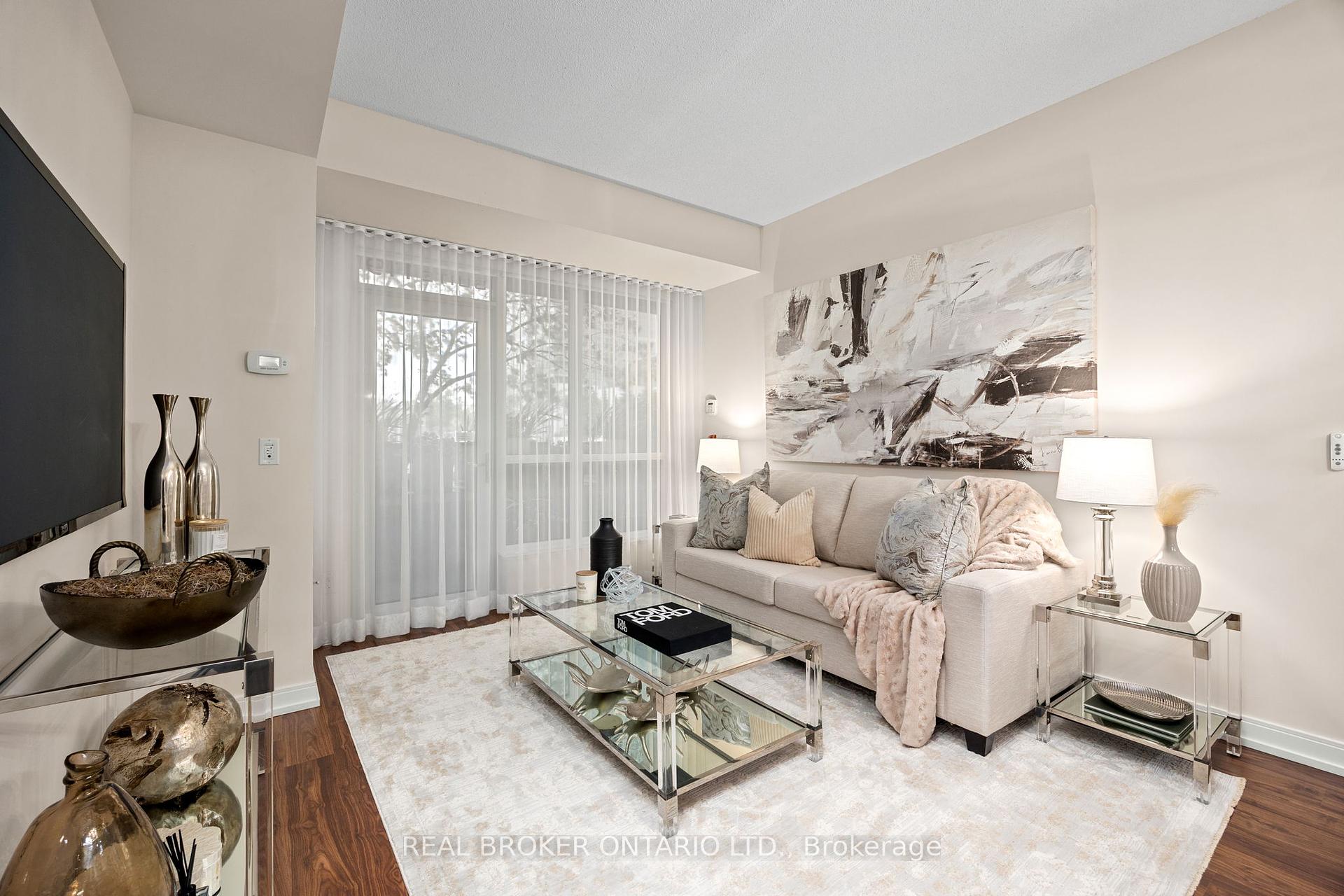 2 Bedrooms Condo at 181 Village Green, Toronto For sale
