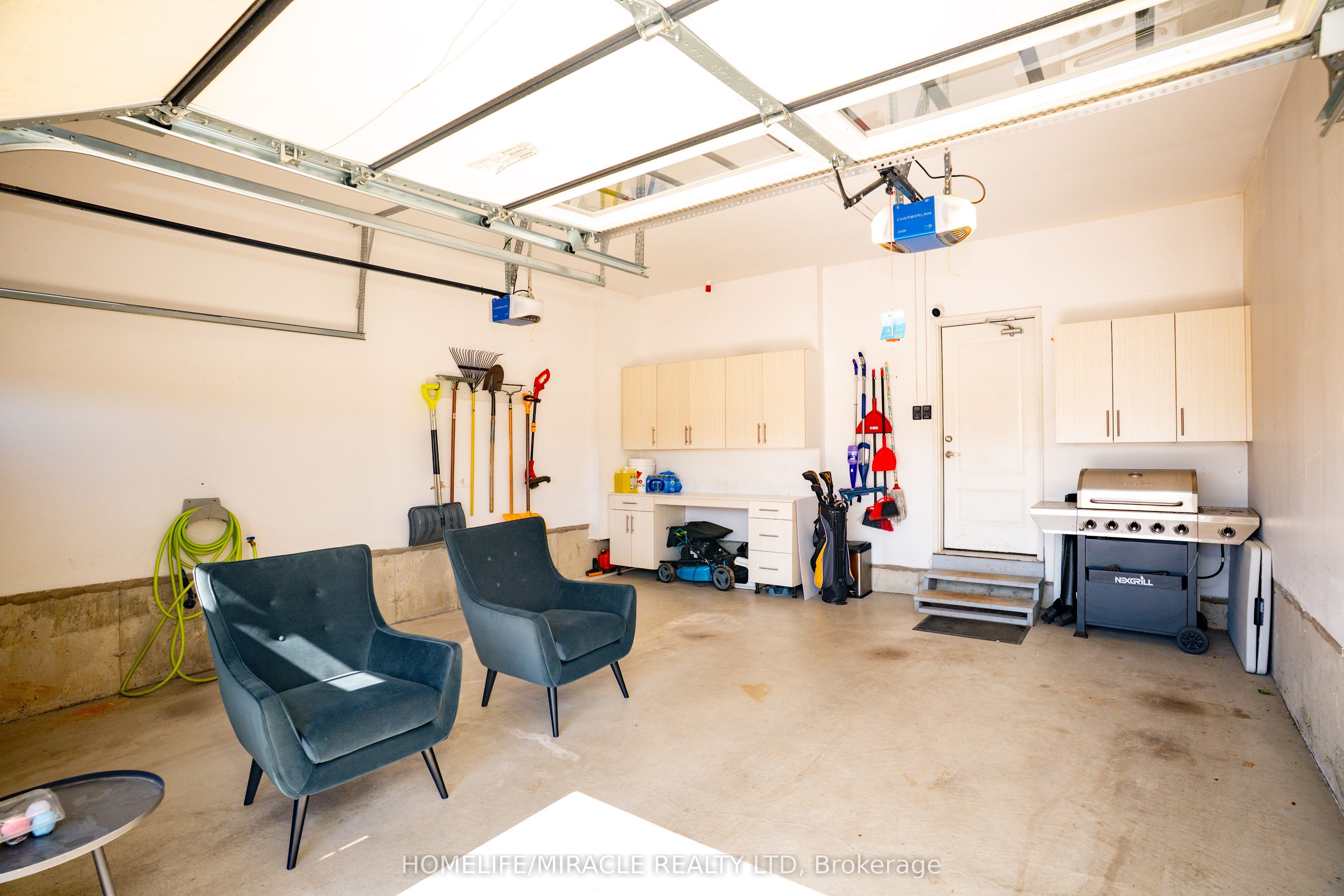 7 Kapikog Street, Brampton, ON L6Y 6J6