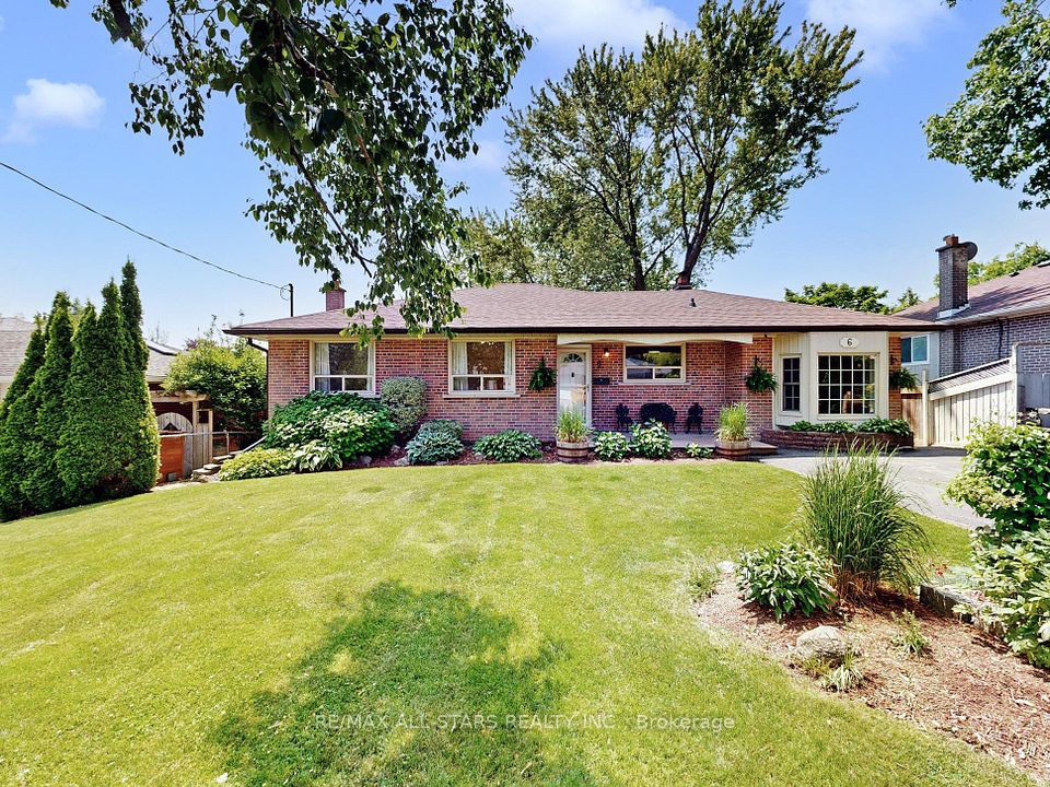 6 Lincoln Green