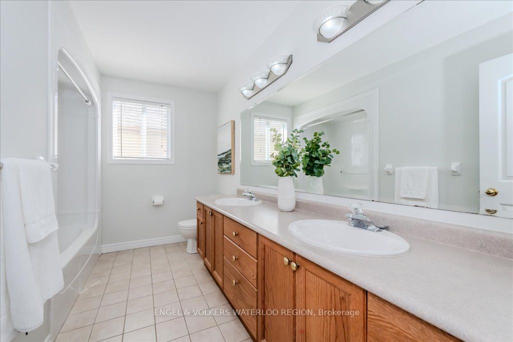 705 Breakwater Crescent
