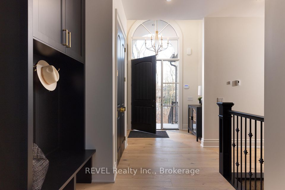 27 Arbourvale Common, St. Catharines, ON L2T 0A6