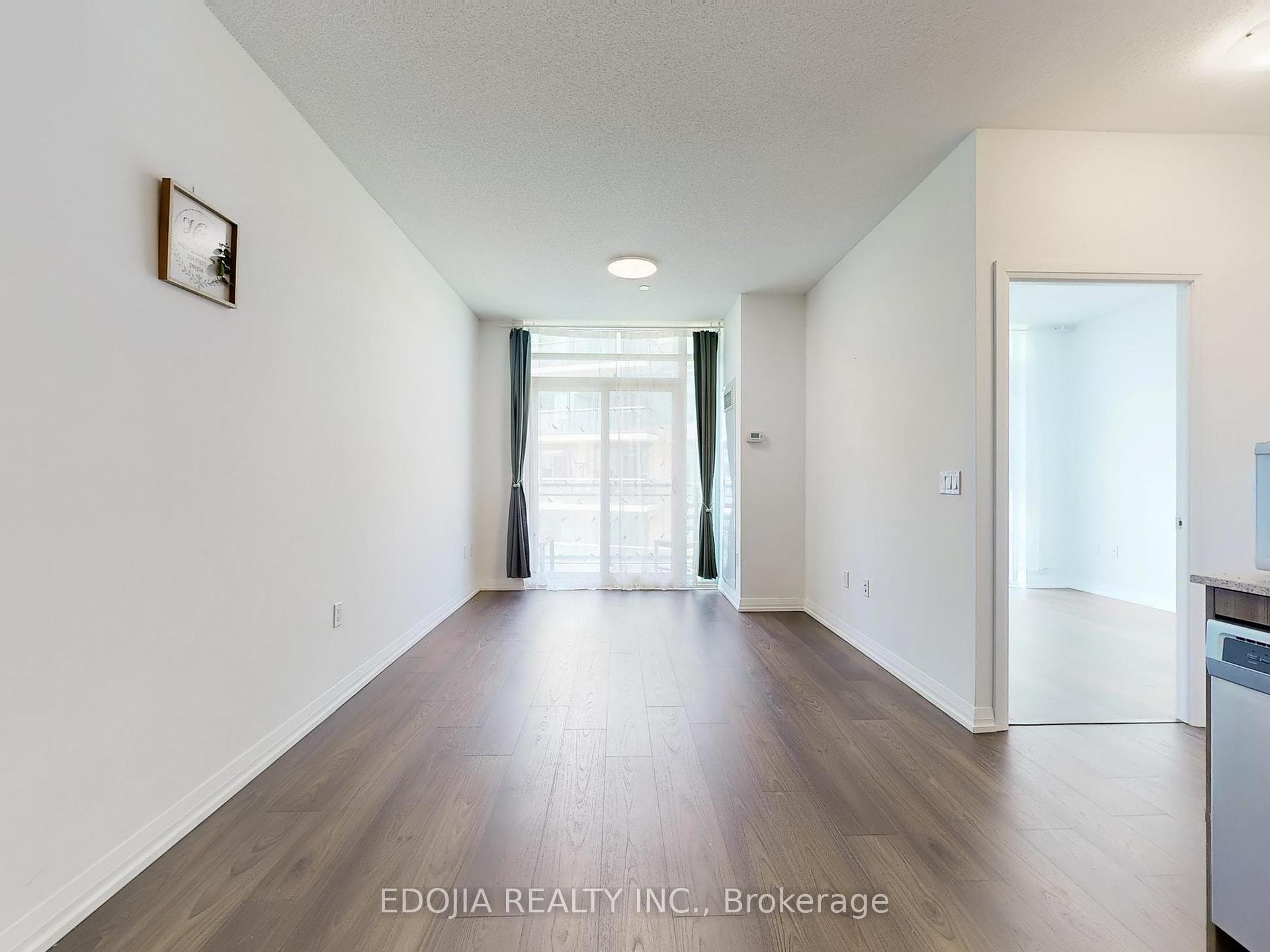 2 Bedrooms Condo at 50 Ann O’reilly, Toronto For sale