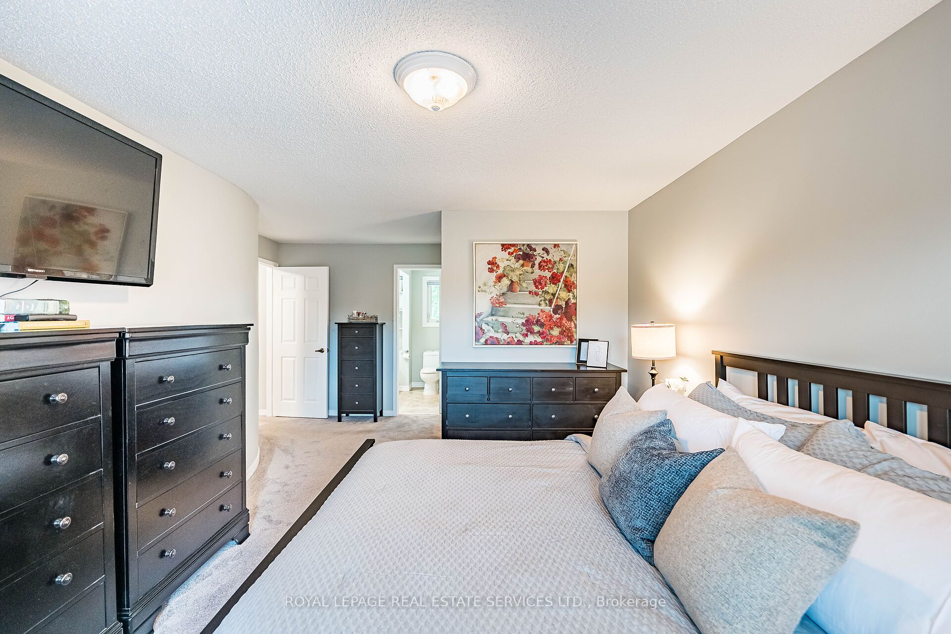 1532 Lovelady Crescent